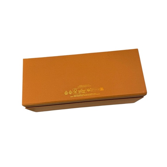 🧡 Louis Vuitton Magnetic Perfume Gift Box with Dust Cover 🧡 - Picture 7 of 10